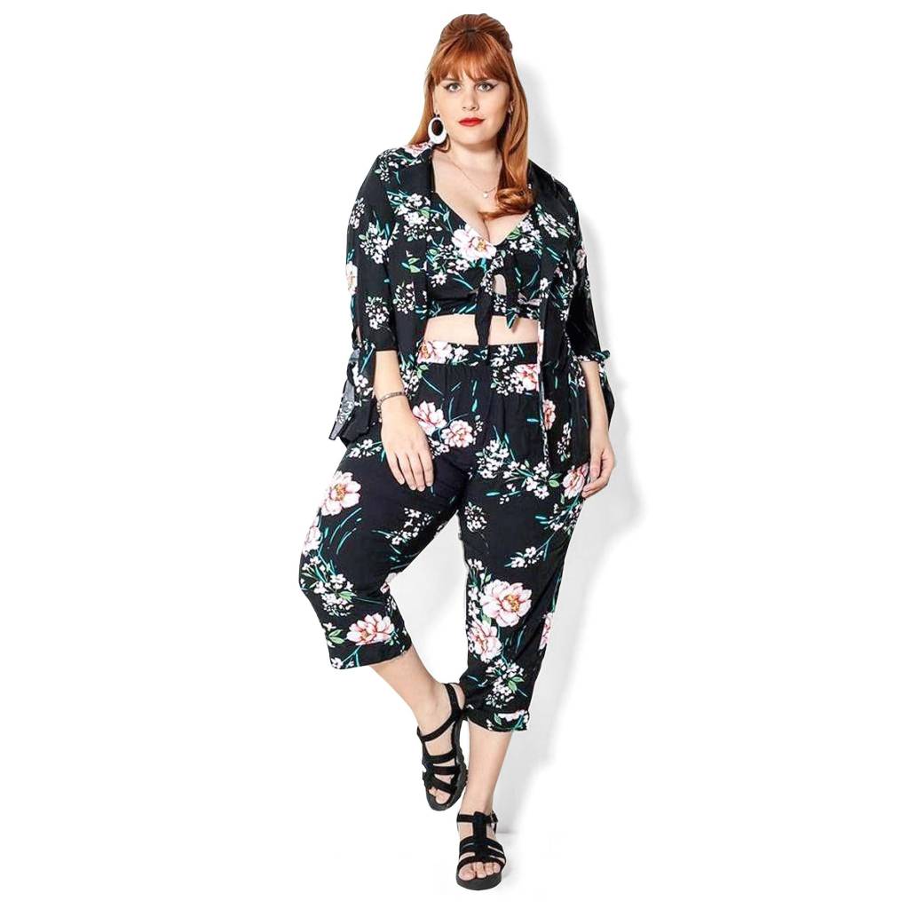 ZATTINI – Cropped Vintage And Cats Plus Size Floral – Preto – R 109,89.jpg ZATTINI – Cropped Vintage And Cats Plus Size Floral – Preto – R 109,89.jpg