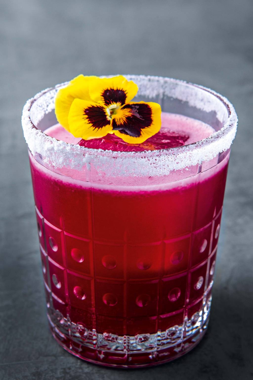 Baixo Mici – drinque beta Baixo Mici – drinque beta