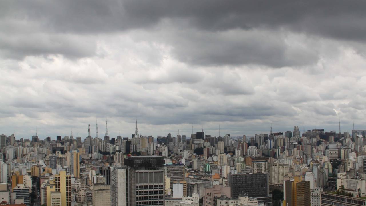 Céu nublado de São Paulo
