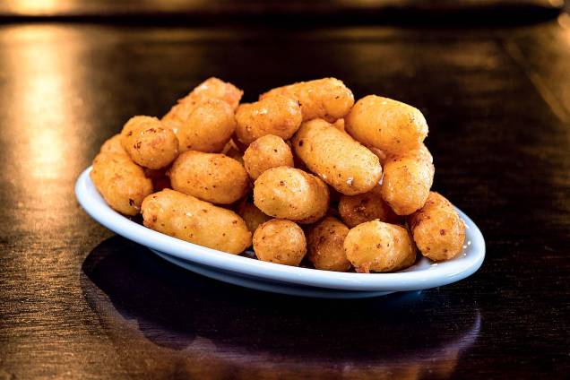 Bolinhos de mandioca e queijo Bolinhos de mandioca e queijo