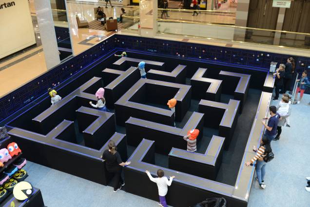 O evento "Pac-Man Experience Kids" está de portas abertas até o dia 13 de outubro. O espaço conta com um labirinto gigante que imita o game mais famoso do mundo