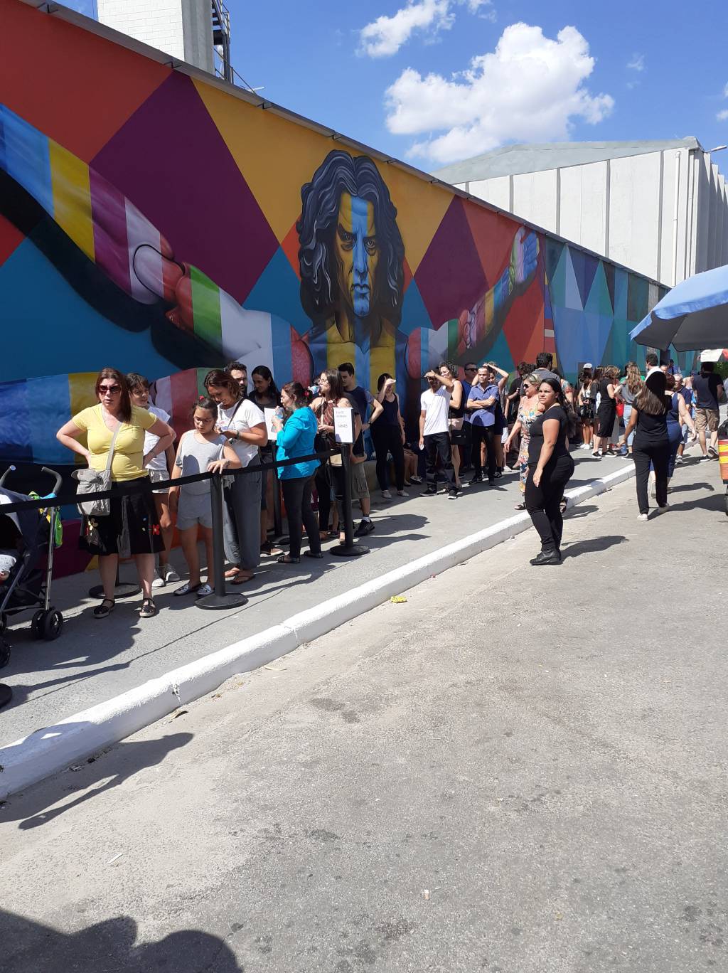 Expo de Da Vinci deve atrair mais de 4 000 pessoas no primeiro dia