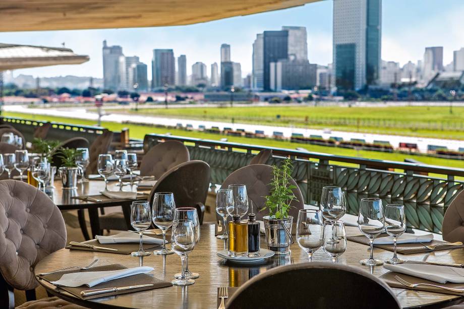 Vista privilegiada: restaurante fica no hipódromo