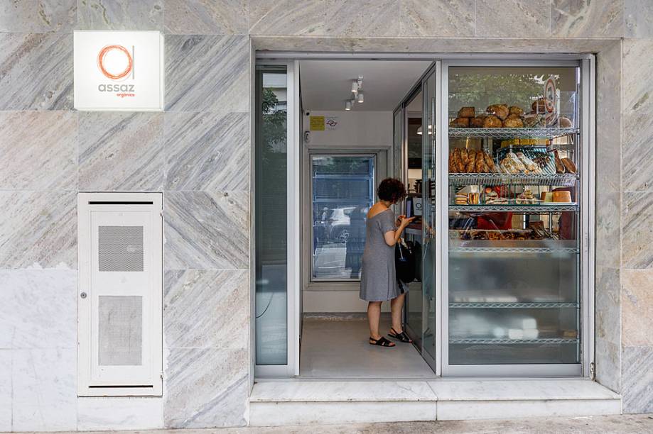 Vitrine para calçada: pedidas rápidas
