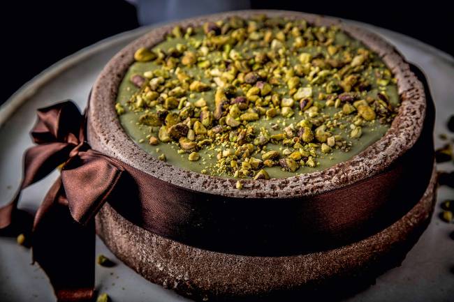 Onde encomendar bolo para festas