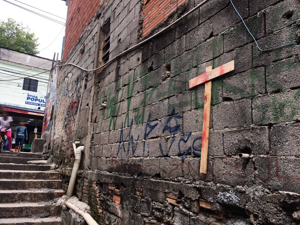 Escadaria onde jovens morreram pisoteados em Paraisópolis: parentes buscaram atendimento no Cravi