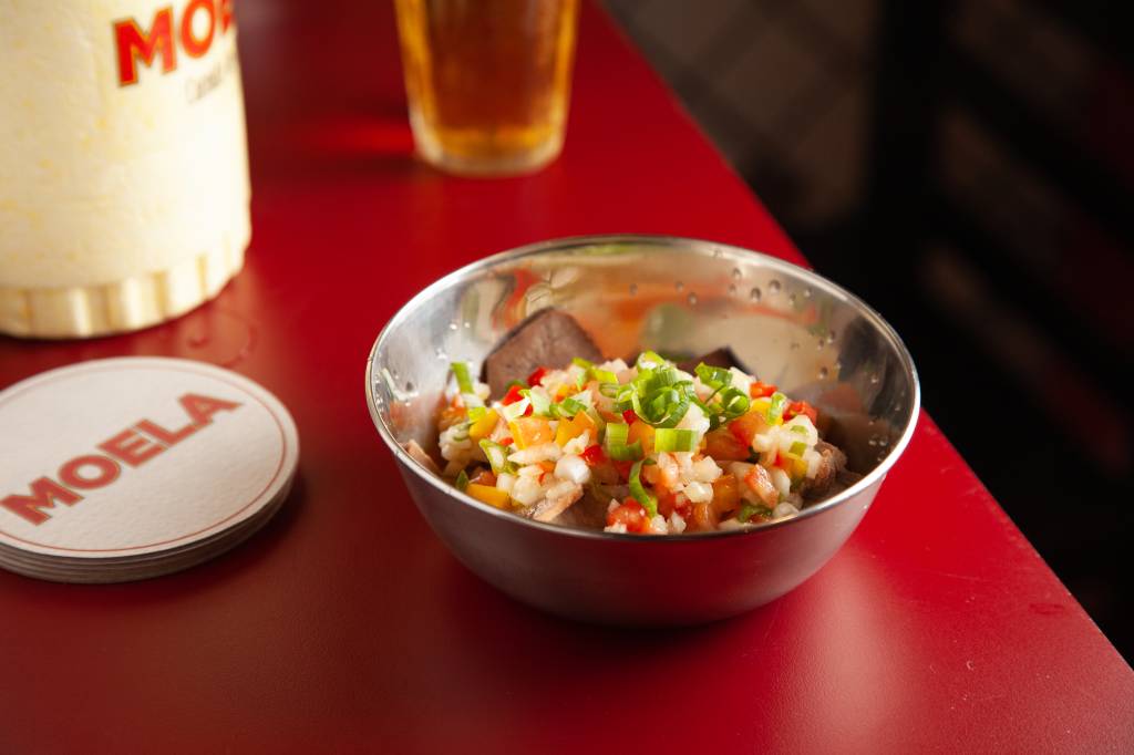 Boteco Moela: bolinhos e miúdos em Santa Cecília