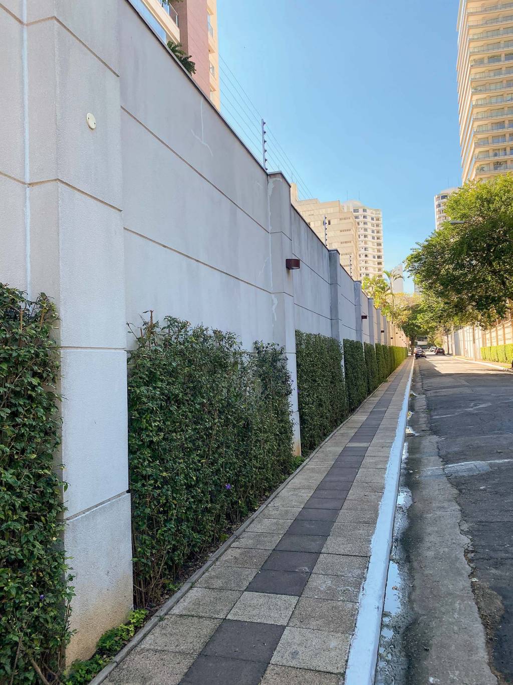 Muro Paraíso (Raul Juste Lores)