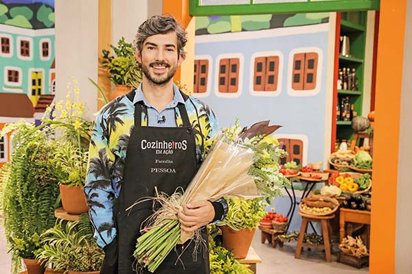 Vencedor de programa do GNT abre loja de bolos funcionais