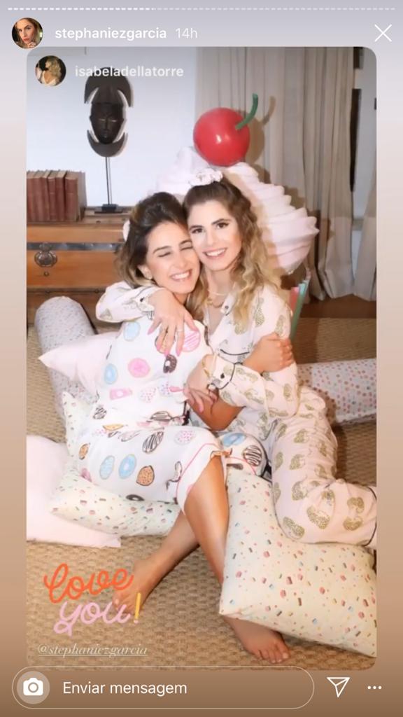 Stephanie-Garcia-Instagram-Stories-Reprodução-1 Influencers comemoram aniversário com festa do pijama e sem máscaras