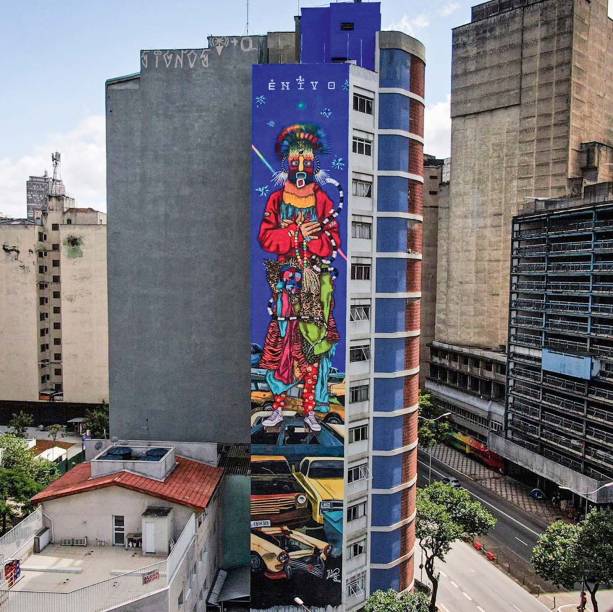 Trabalhos feitos em 2020 com detalhes dos murais Tempo Novo, Bloco de Rua, Sliks e Exame de Vista Gal Oppido: busca pelo equilíbrio cromático junto à sobreposição