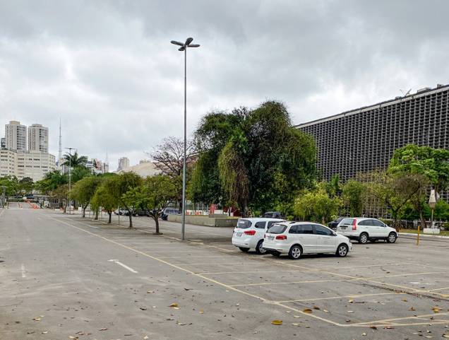 Terreno da Assembleia: “casas para os heróis” em local nobre