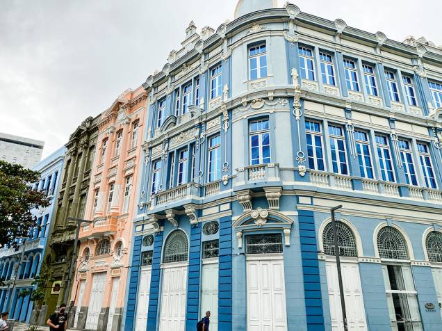 Casario no Recife Antigo: reformas internas podem esperar anos por uma aprovação