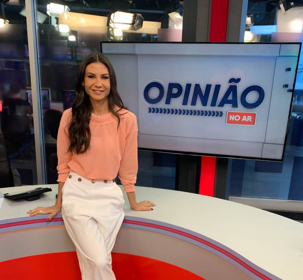 Amanda Klein – Opinião no Ar (Divulgação RedeTV) Amanda Klein – Opinião no Ar (Divulgação RedeTV)