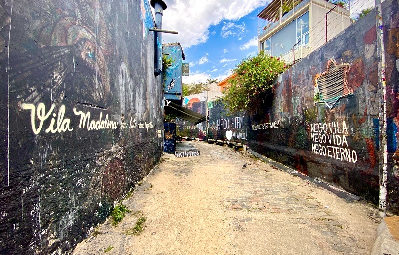 Beco do Batman: luto e protesto após PM matar artista