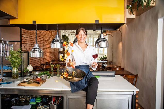 Elisa Fernandes: tem o desafio de fazer uma ótima cozinha e, ao mesmo tempo, deixar a bebida brilhar