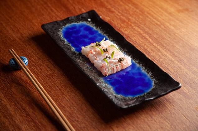 Sashimi de lagostim cru com o cítrico yuzu