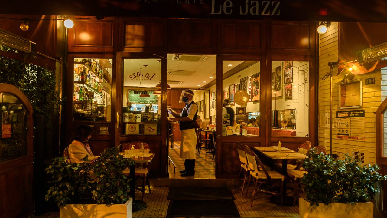 Imagem da fachada do Le Jazz