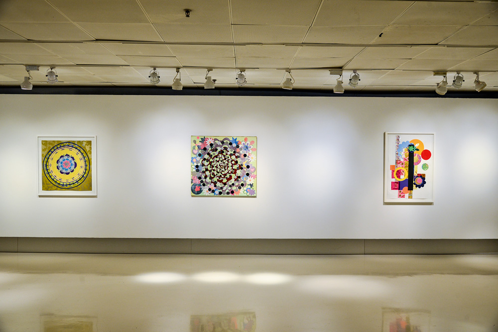 Beatriz Milhazes exposição Um dos ambientes da exposição no Itaú Cultural: gravuras e colagens distribuídas em três pisos
