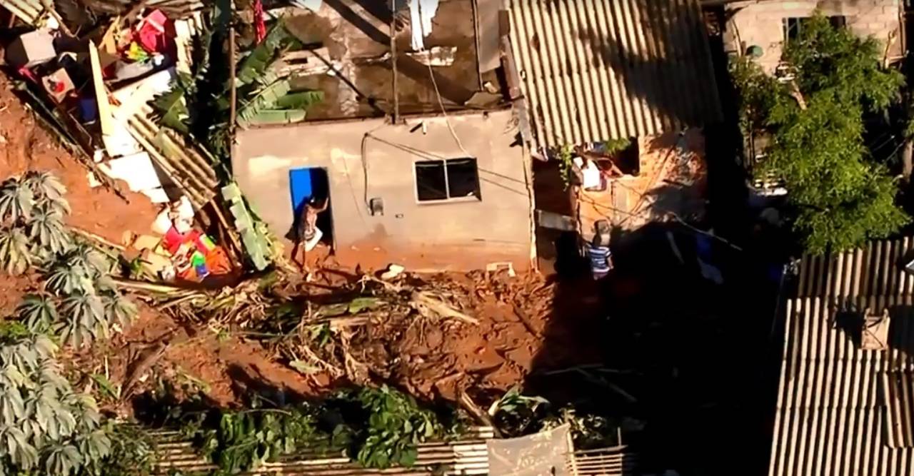 Chuvas atingem Embu: tragédia com deslizamento