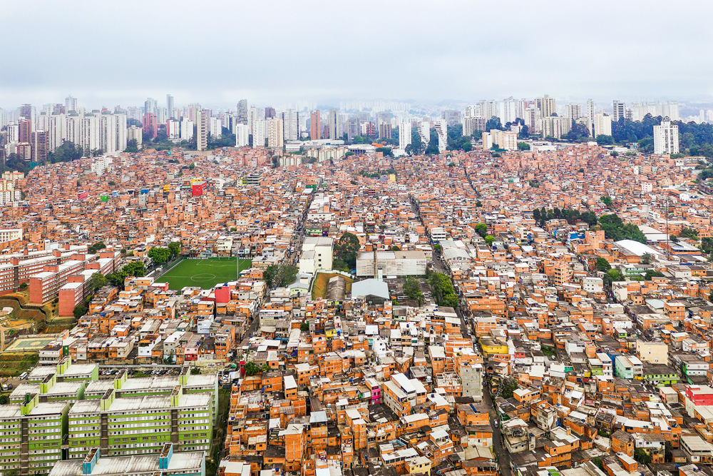 Vista panorâmica da Favela de Paraisópolis, na cidade do Rio de Janeiro