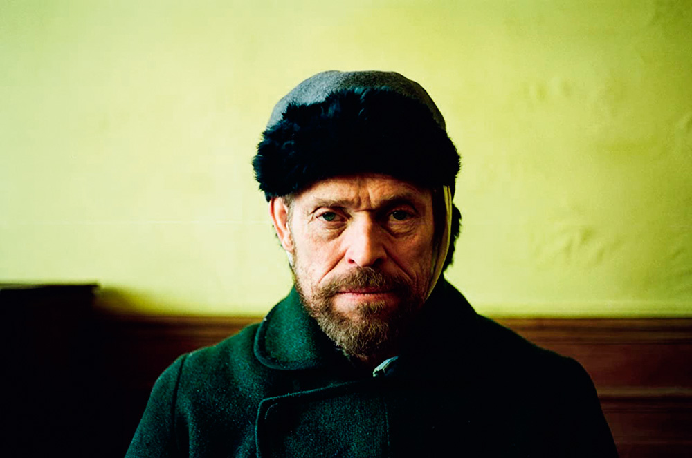 Imagem do ator interpretando Van Gogh