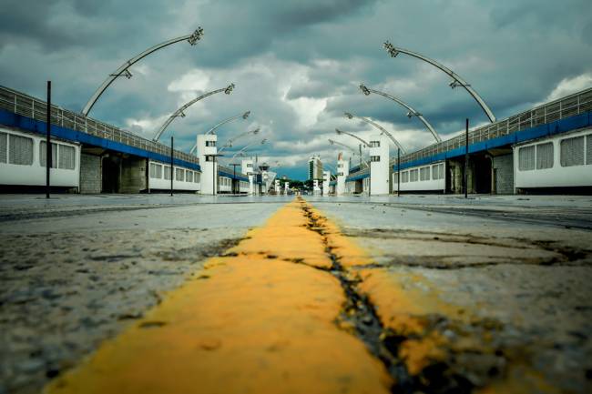 O "parque" vazio do Sambódromo e os barracões inacabados de 200 milhões