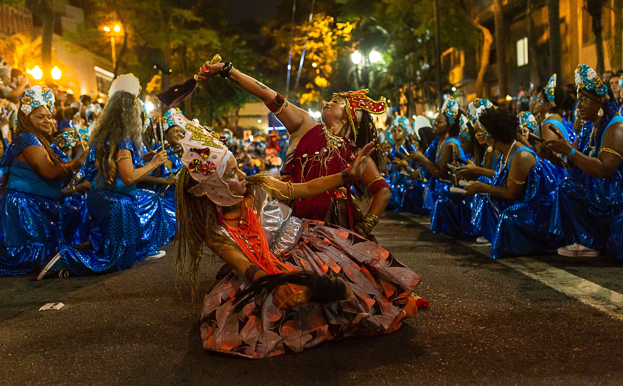 Ilú Oba de Min Cenas do bloco Ilú Oba de Min, atração do festival Rec-Beat