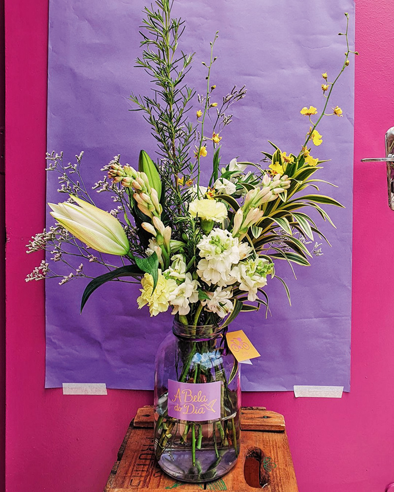 a bela do dia flores Vaso de flores