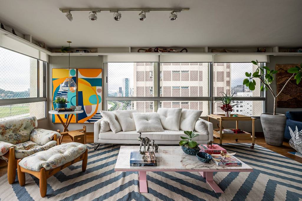 08-1 Ambientes integrados e cores marcam o décor do apartamento de Helô Marques