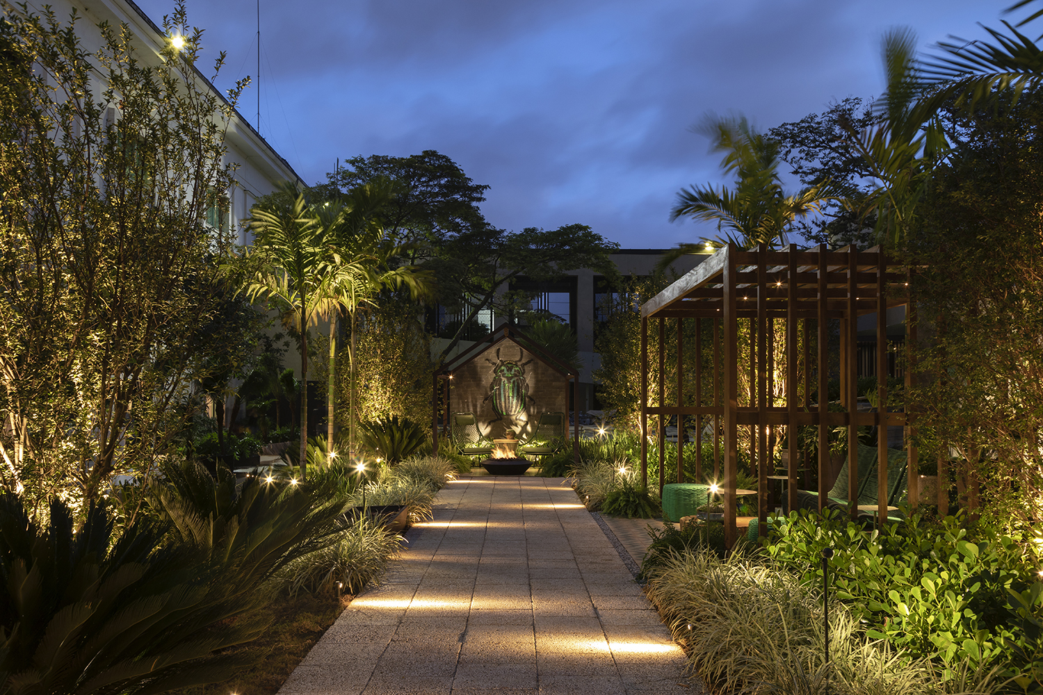 Pra&ccedil;a CASACOR - Cat&ecirc; Poli e Jo&atilde;o Jad&atilde;o. CASACOR S&atilde;o Paulo 2018.