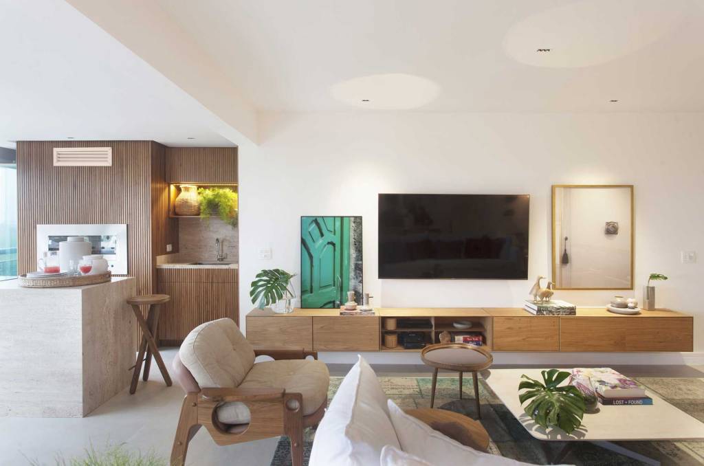 Paola Ribeiro projeta apartamento da apresentadora carioca Vivi Guimarães Paola Ribeiro projeta apartamento da apresentadora carioca Vivi Guimarães