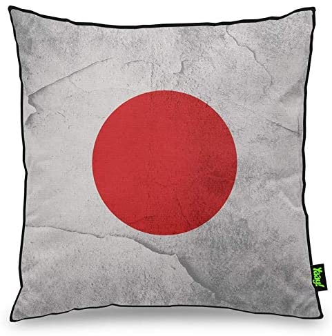 Uma almofada tem a bandeira do Japão estampada