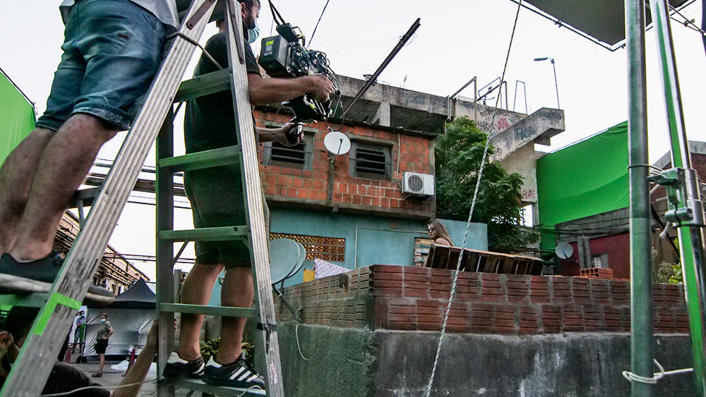 casas humildes de favela para imitar paraisópolis