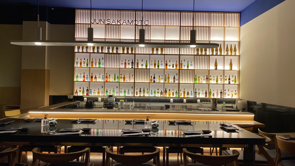 Sal&atilde;o do restaurante Jun Sakamoto em Jo&atilde;o Pessoa.