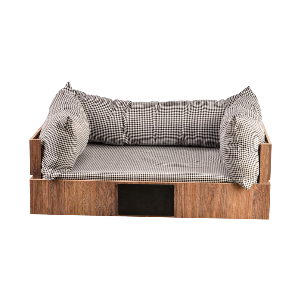 cama para pet retangular com uma plataforma de madeira e almofadinhas embaixo e em três dos lados