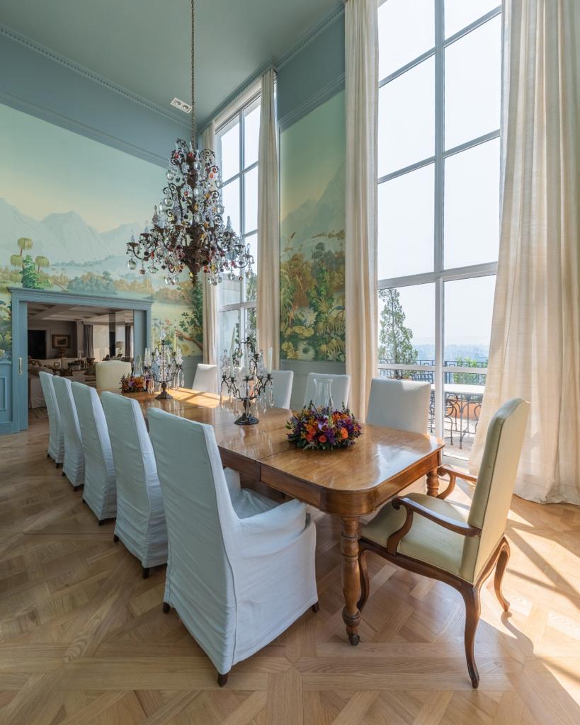 sala de jantar Imagem de uma sala de jantar de luxo