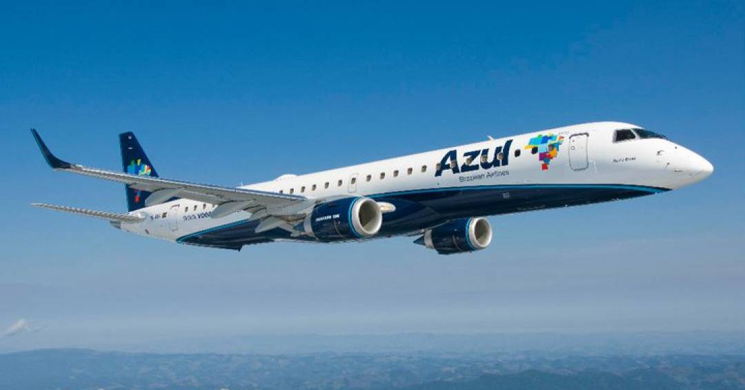 Aeronave da Azul arremete em Guarulhos por causa de avião da FAB