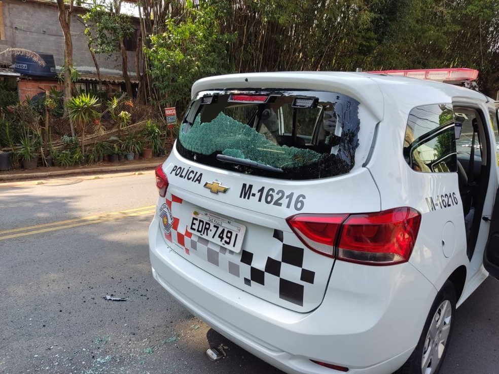 Viatura da PM é atacada com tiros de fuzil durante abordagem em SP