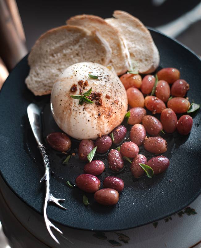 Prato de burrata.