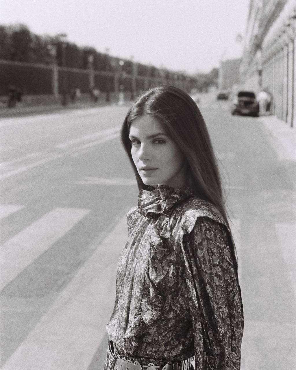 “Arquivos que fariam estrago”, canta Camila Queiroz, em vídeo publicado no TikTok