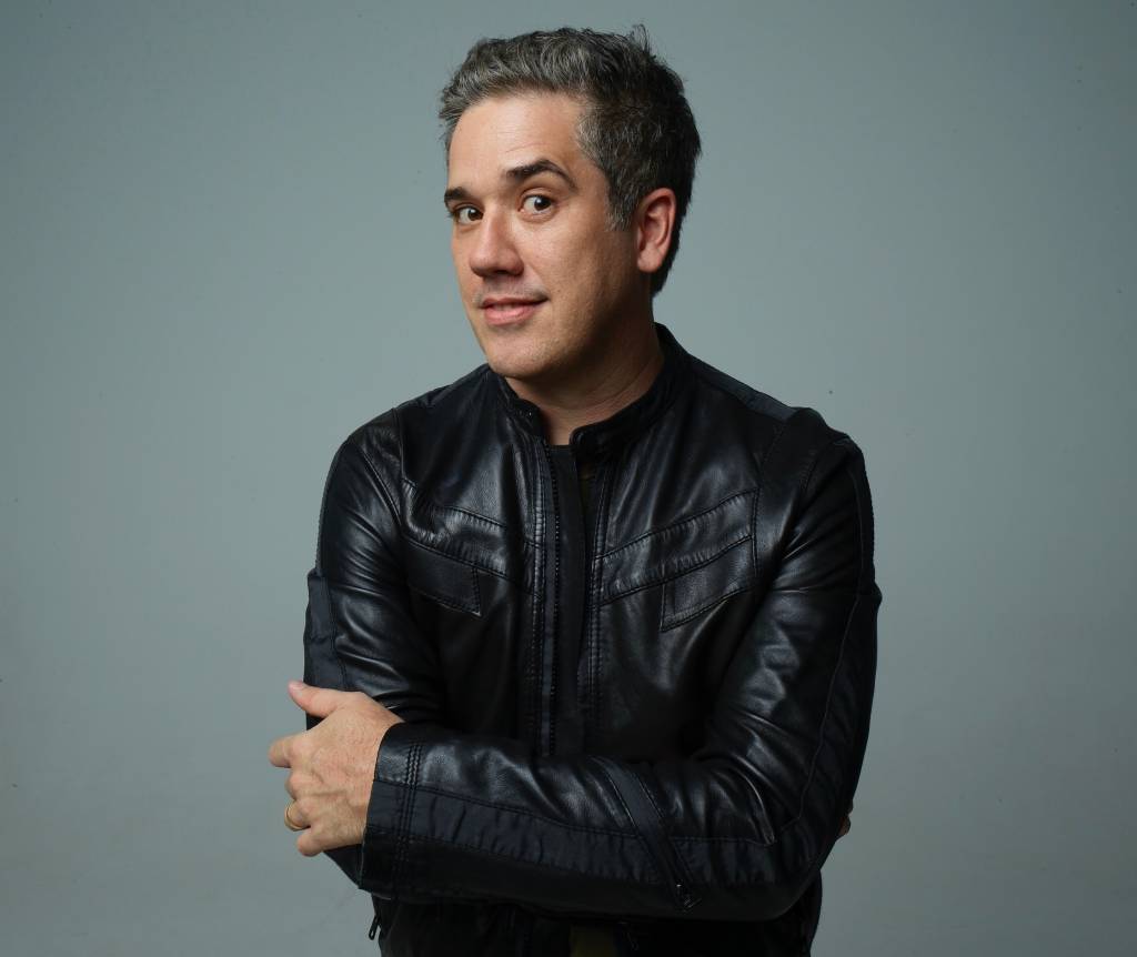 Rogério Flausino lança projeto infantil nos moldes de Galinha Pintadinha