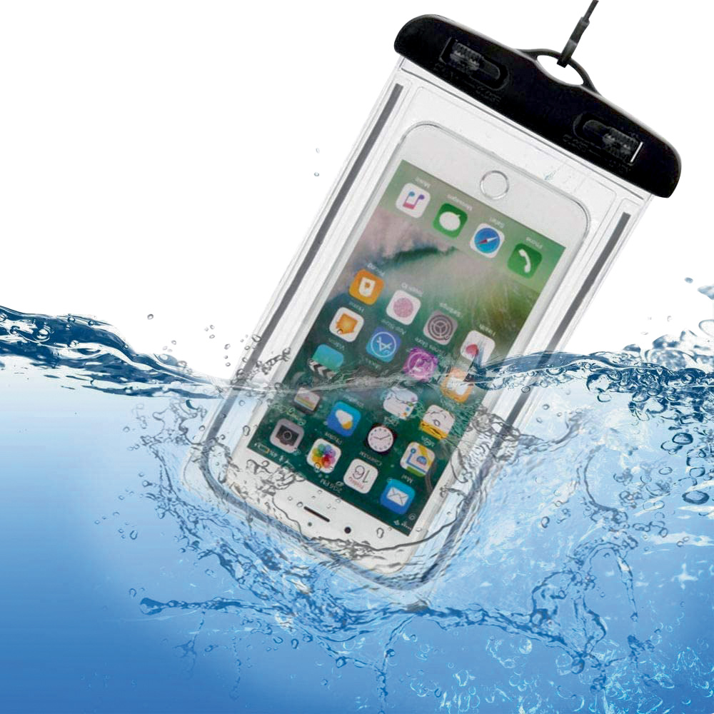 Foto mostra um celular dentro de uma capinha sendo jogado em água