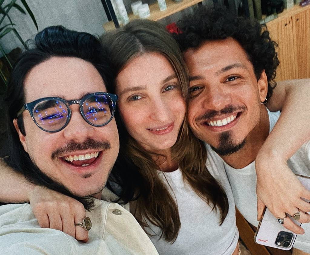 Clube do Pé na Bunda, novo podcast do Spotify, fala sobre ‘foras’ com bom humor