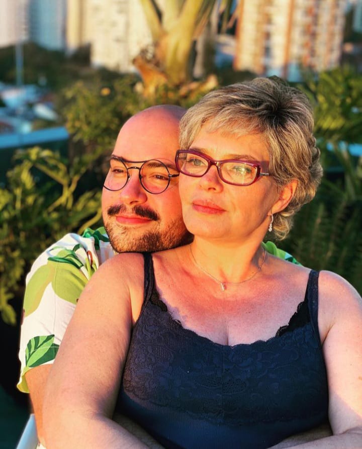 Quem é mãe de Tiago Abravanel, filha número um de Silvio Santos