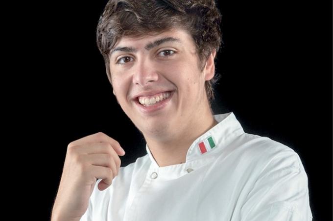 Retrato de Lorenzo Ravioli em fundo preto
