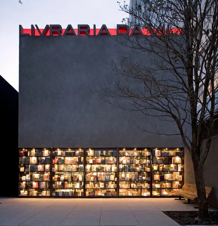 Imagem mostra fachada da Livraria da Vila na Alameda Lorena