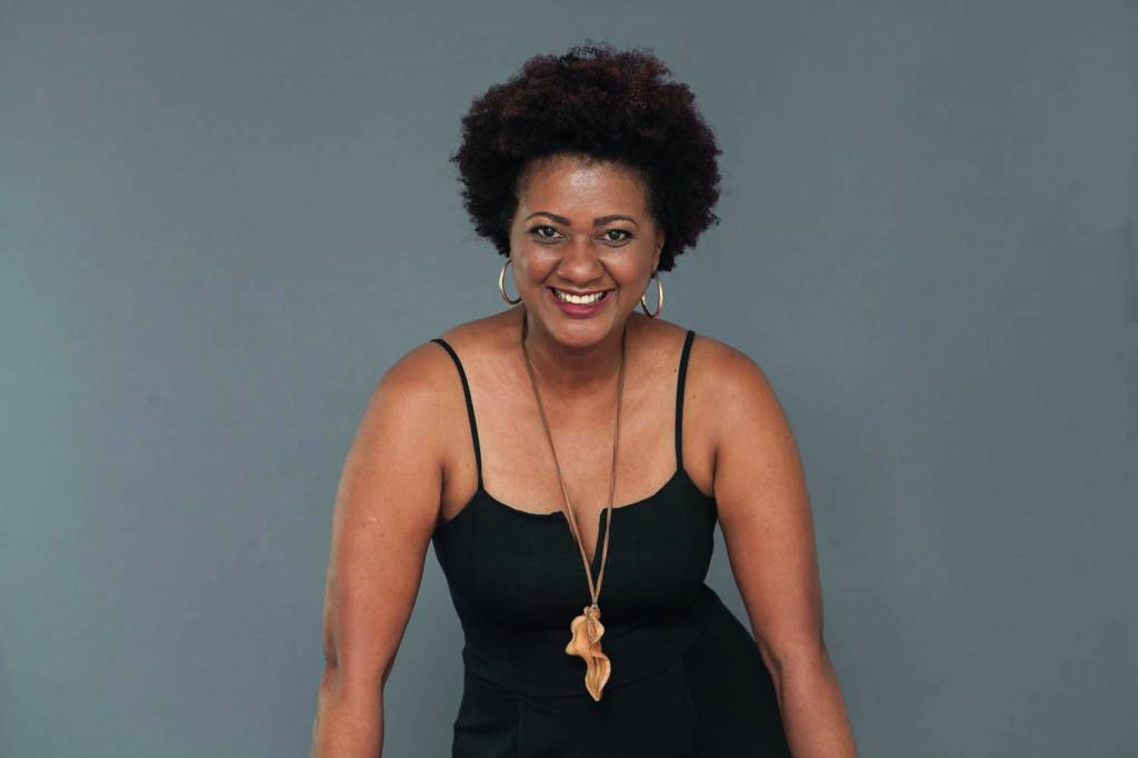 Nilze Carvalho fará o Sesc Santo Amaro sambar na próxima sexta-feira (18)