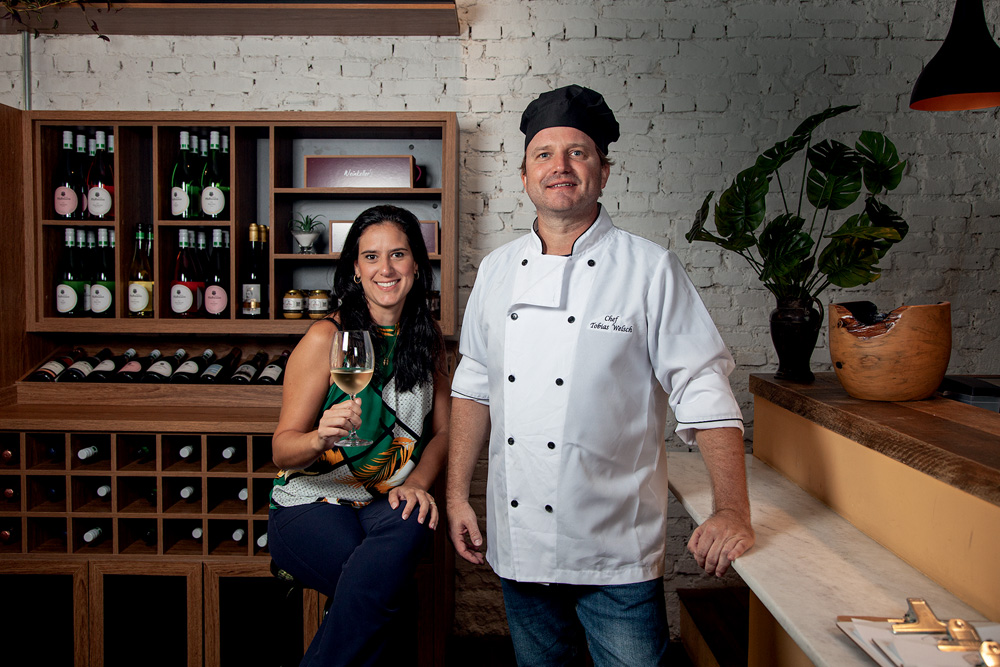 O chef Tobias Welsch e esposa e sócia Vivien Kelber