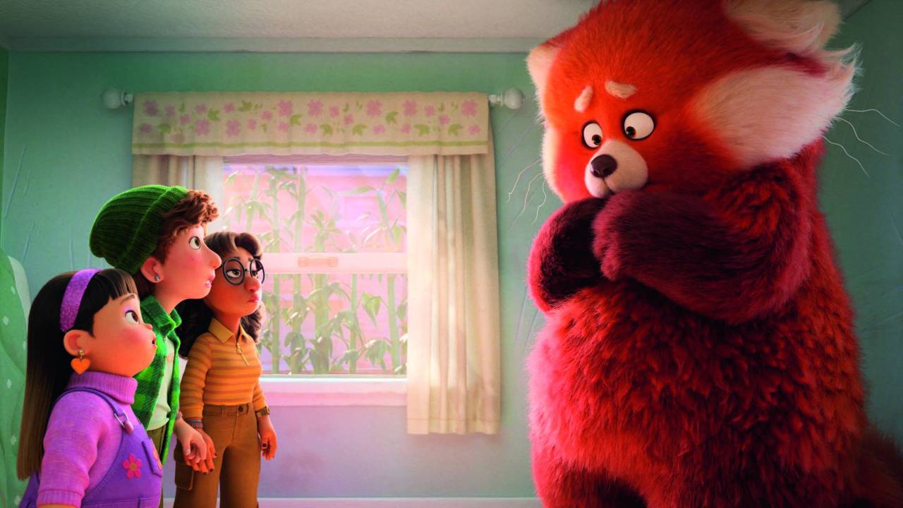 Imagem mostra animação 3D de urso ao lado de três crianças
